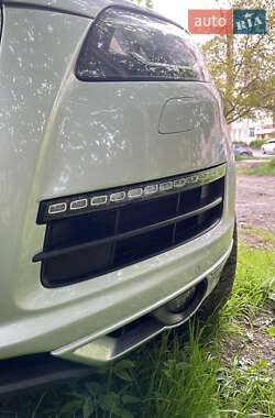 Внедорожник / Кроссовер Audi Q7 2015 в 
