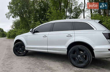 Внедорожник / Кроссовер Audi Q7 2015 в 