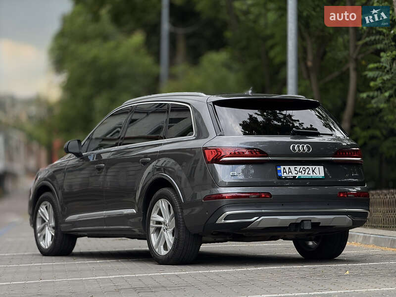 Внедорожник / Кроссовер Audi Q7 2019 в Ивано-Франковске