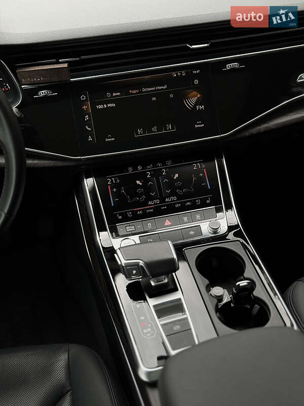 Внедорожник / Кроссовер Audi Q7 2019 в Ивано-Франковске