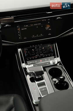 Внедорожник / Кроссовер Audi Q7 2019 в 