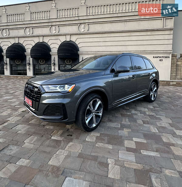 Внедорожник / Кроссовер Audi Q7 2021 в Днепре