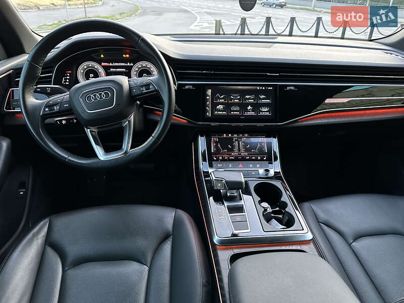 Внедорожник / Кроссовер Audi Q7 2021 в Днепре
