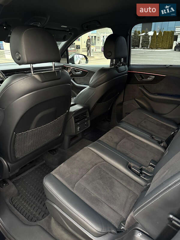 Внедорожник / Кроссовер Audi Q7 2020 в Львове