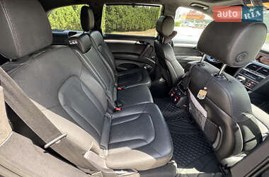 Внедорожник / Кроссовер Audi Q7 2015 в 