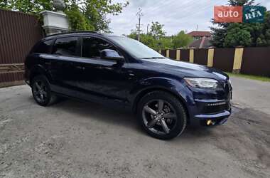 Внедорожник / Кроссовер Audi Q7 2014 в 