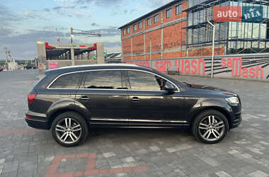 Внедорожник / Кроссовер Audi Q7 2010 в 