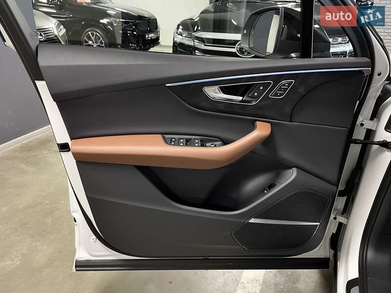 Позашляховик / Кросовер Audi Q7 2024 в Львові фото 26 Позашляховик / Кросовер Audi Q7 2024 в Львові