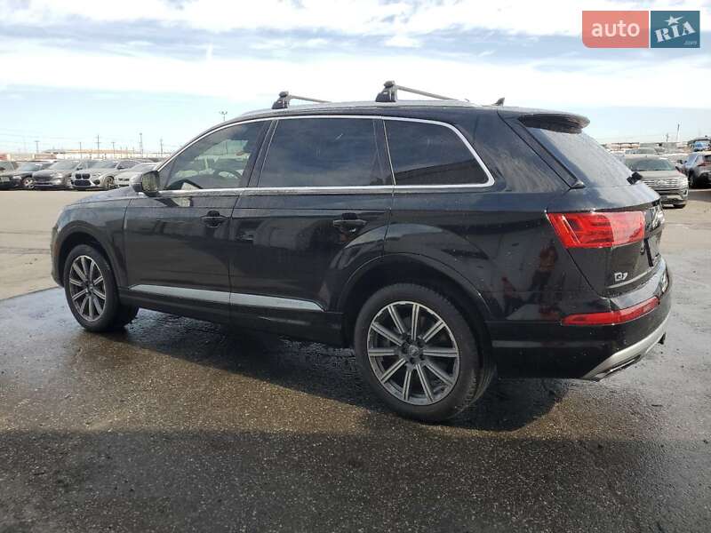 Позашляховик / Кросовер Audi Q7 2017 в Житомирі