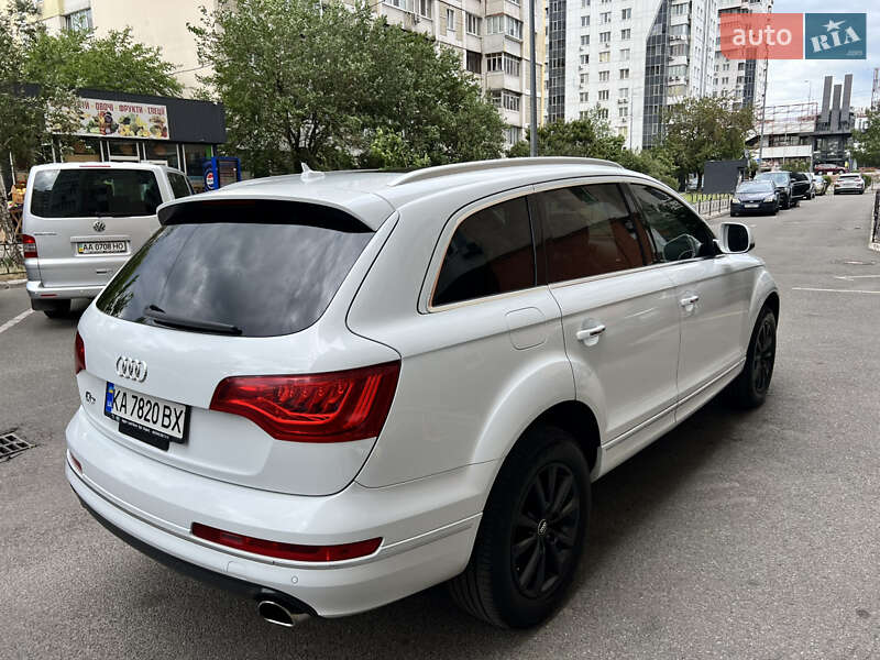Внедорожник / Кроссовер Audi Q7 2012 в Киеве