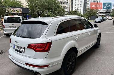 Внедорожник / Кроссовер Audi Q7 2012 в 