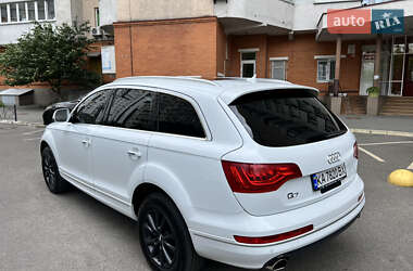 Внедорожник / Кроссовер Audi Q7 2012 в 