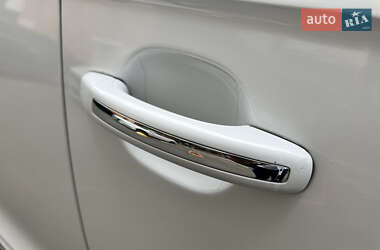 Внедорожник / Кроссовер Audi Q7 2012 в 
