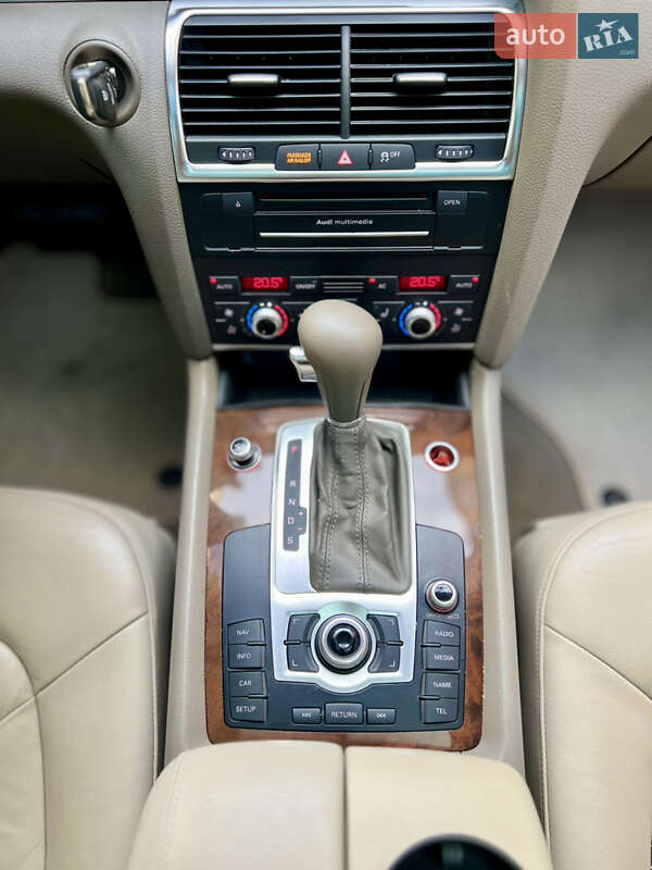 Внедорожник / Кроссовер Audi Q7 2011 в Киеве