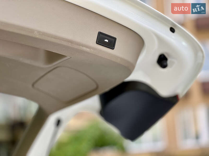 Внедорожник / Кроссовер Audi Q7 2011 в Киеве