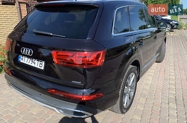 Внедорожник / Кроссовер Audi Q7 2018 в 