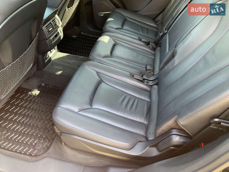 Позашляховик / Кросовер Audi Q7 2018 в Фастові