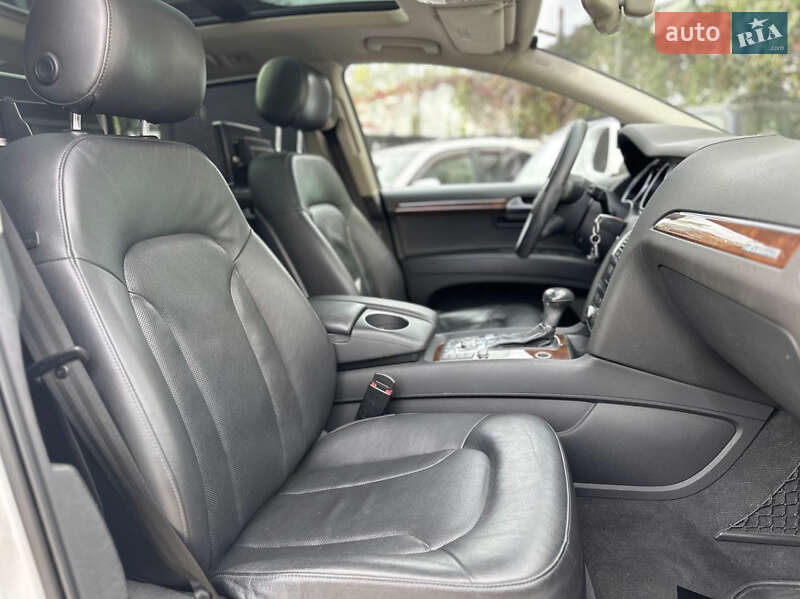 Позашляховик / Кросовер Audi Q7 2012 в Чернівцях фото 13 Позашляховик / Кросовер Audi Q7 2012 в Чернівцях