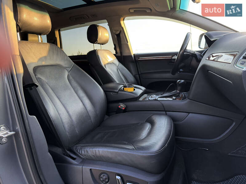 Внедорожник / Кроссовер Audi Q7 2013 в Сумах
