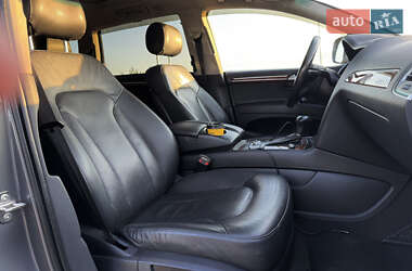 Внедорожник / Кроссовер Audi Q7 2013 в 