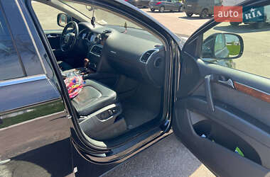 Позашляховик / Кросовер Audi Q7 2007 в 
