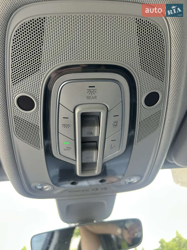 Внедорожник / Кроссовер Audi Q7 2015 в Подгайцах