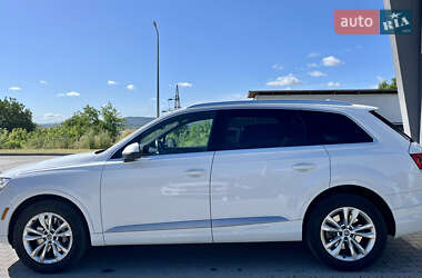 Внедорожник / Кроссовер Audi Q7 2019 в 