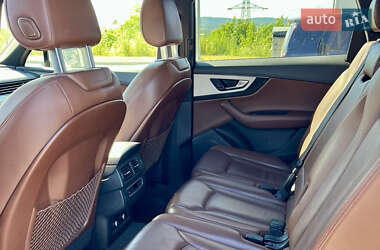 Внедорожник / Кроссовер Audi Q7 2019 в 