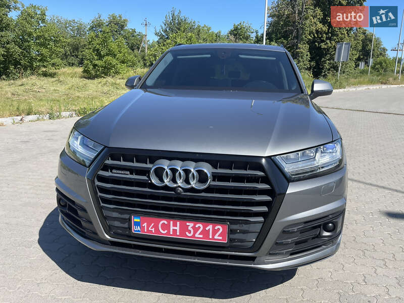Внедорожник / Кроссовер Audi Q7 2018 в Виннице