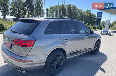 Внедорожник / Кроссовер Audi Q7 2018 в 