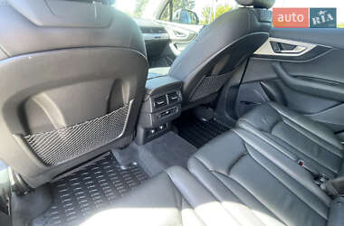 Внедорожник / Кроссовер Audi Q7 2018 в 