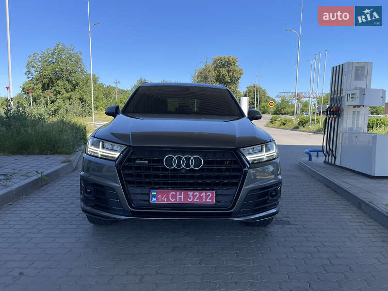 Внедорожник / Кроссовер Audi Q7 2018 в Виннице