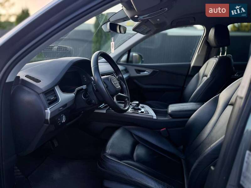 Позашляховик / Кросовер Audi Q7 2016 в Тернополі