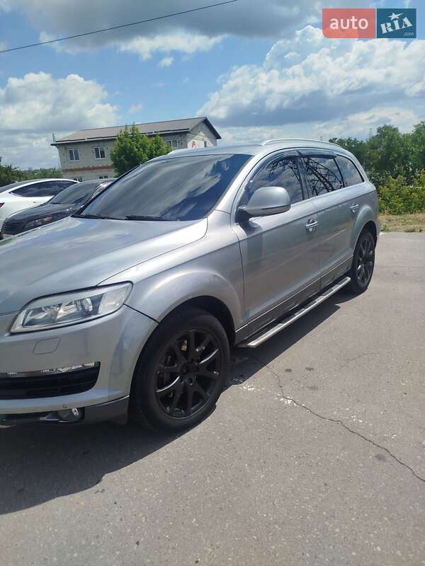 Внедорожник / Кроссовер Audi Q7 2007 в Харькове