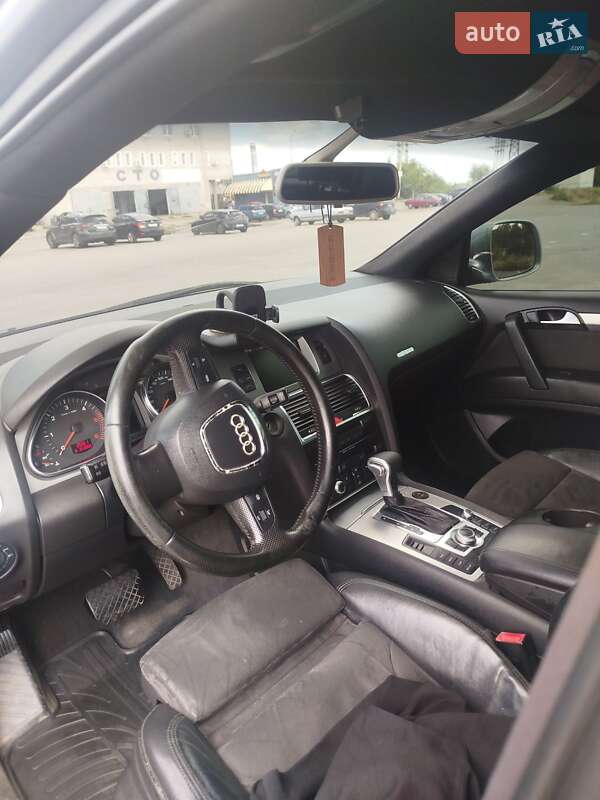 Внедорожник / Кроссовер Audi Q7 2007 в Харькове