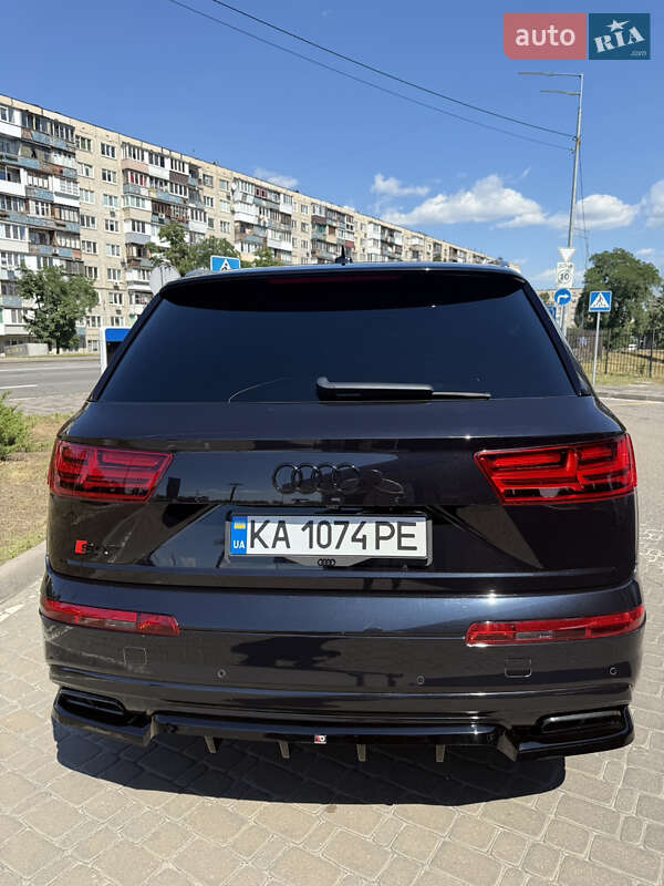 Внедорожник / Кроссовер Audi Q7 2018 в Киеве