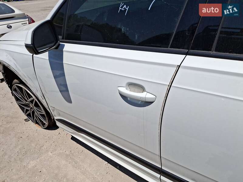 Внедорожник / Кроссовер Audi Q7 2020 в Львове