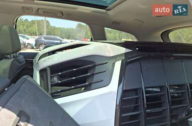 Позашляховик / Кросовер Audi Q7 2020 в 