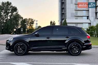 Внедорожник / Кроссовер Audi Q7 2025 в 