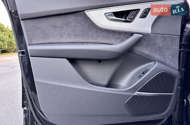 Внедорожник / Кроссовер Audi Q7 2025 в 