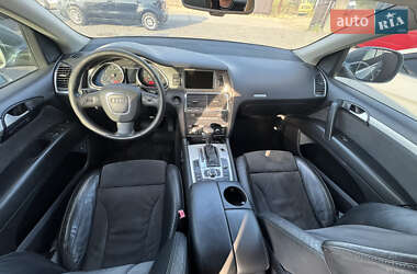 Внедорожник / Кроссовер Audi Q7 2006 в 