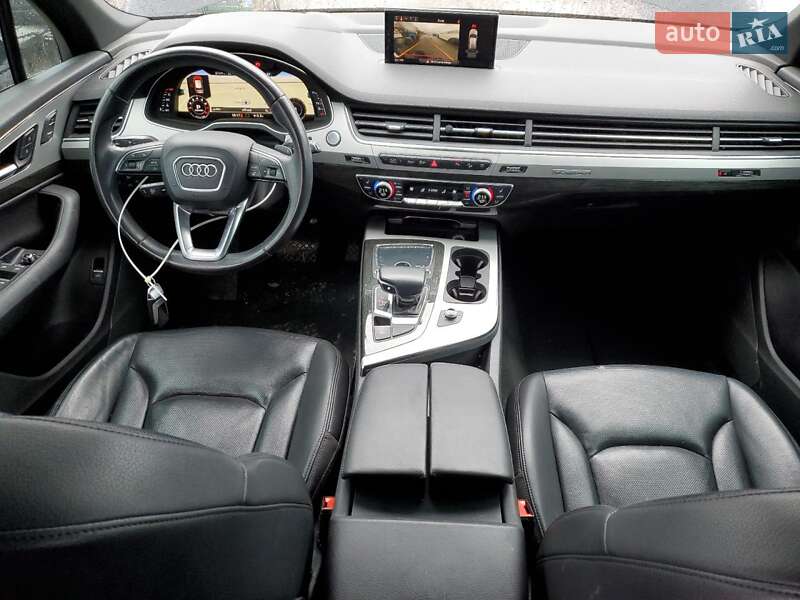 Позашляховик / Кросовер Audi Q7 2018 в Львові