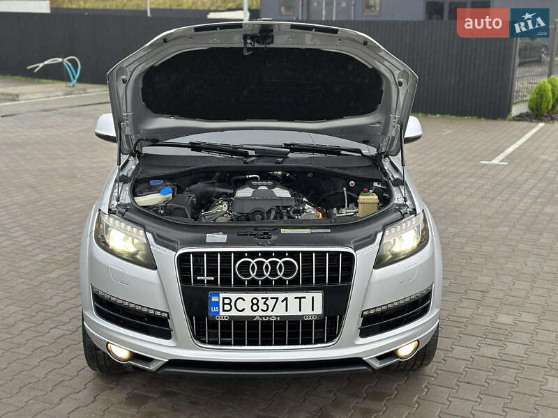 Позашляховик / Кросовер Audi Q7 2014 в Львові