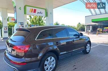 Внедорожник / Кроссовер Audi Q7 2014 в 