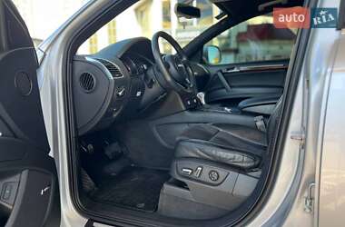 Внедорожник / Кроссовер Audi Q7 2009 в 