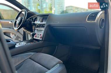 Внедорожник / Кроссовер Audi Q7 2009 в 