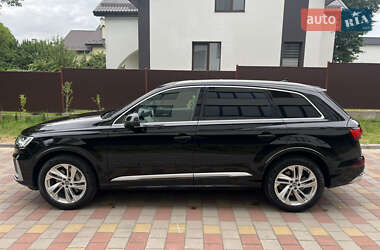 Внедорожник / Кроссовер Audi Q7 2019 в 
