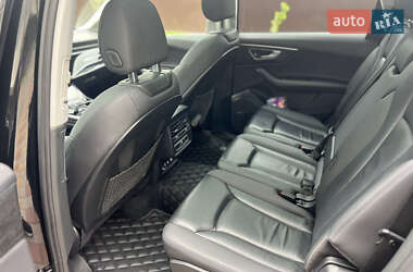 Внедорожник / Кроссовер Audi Q7 2019 в 