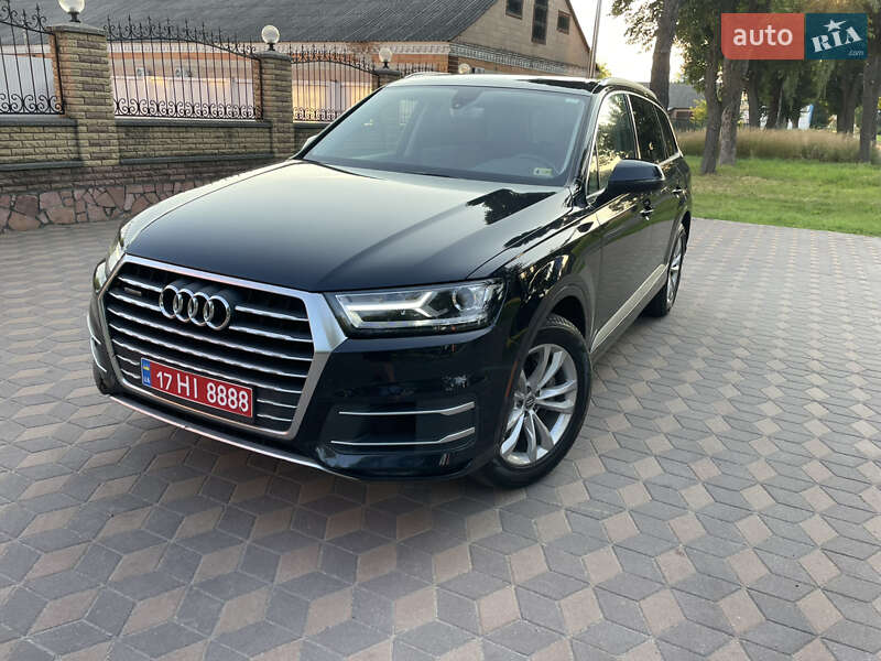Внедорожник / Кроссовер Audi Q7 2016 в Лубнах