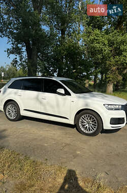 Внедорожник / Кроссовер Audi Q7 2017 в Житомире